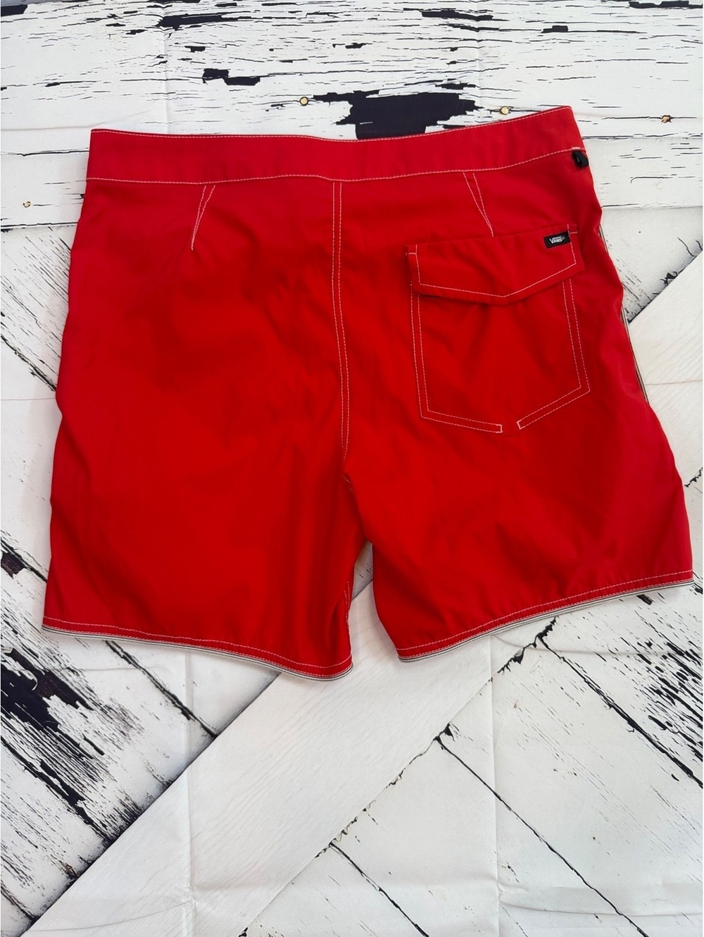 Retro Surf Vans Red Board Shorts Beachwear Swim Trunks Men’s Size 31 - Picture 6 of 6